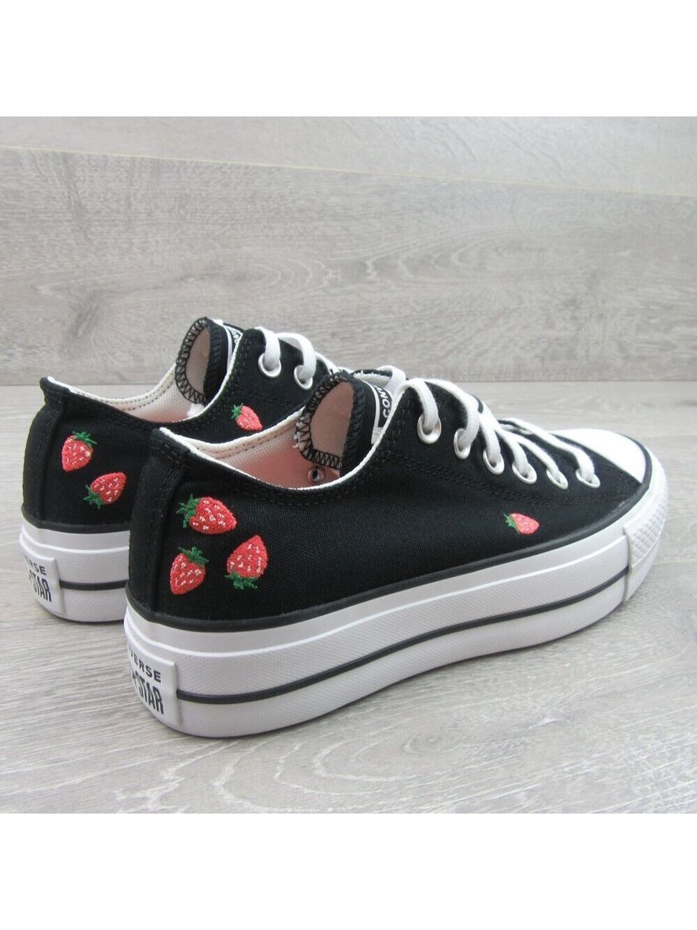 Converse CTAS Lift OX Strawberry Women's Size 7 Black White Sneakers NEW - Picture 7 of 14